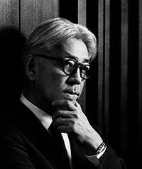 坂本龍一氏